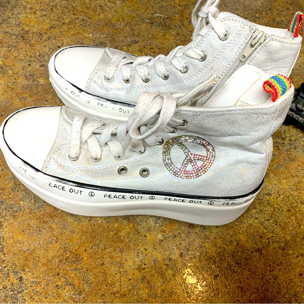 Little girls size 3